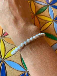 bracelet howlite